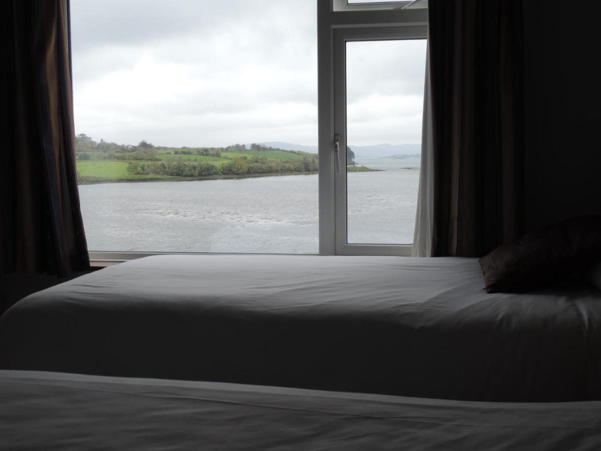 Ouvane Falls Inn Ballylickey Exteriör bild
